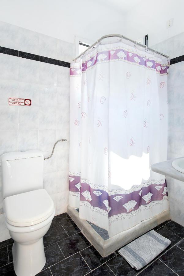 Eriva Hotel Acharavi  Dış mekan fotoğraf